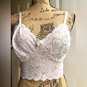 VTG white lace bralette camisole lingerie top •seductive wear by cinema exoile
